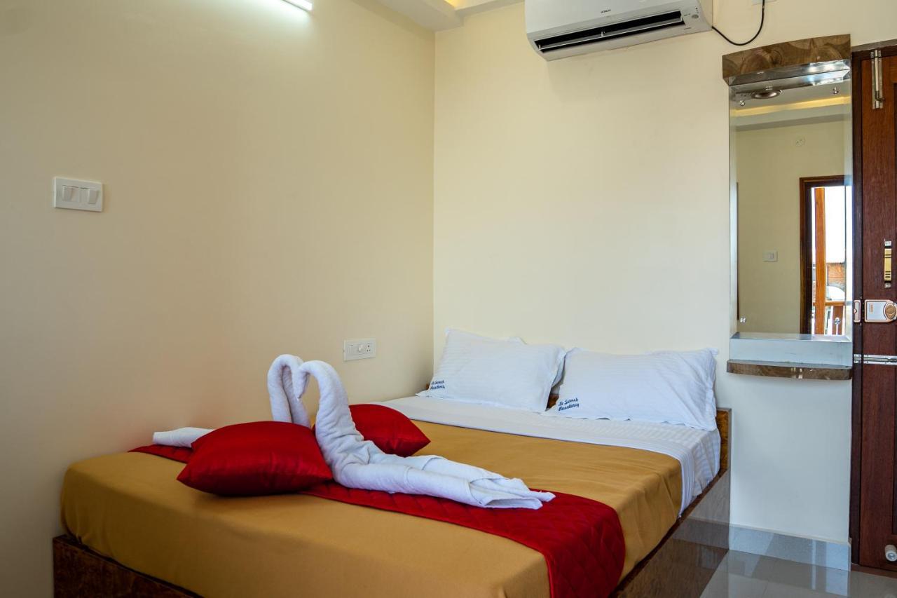 Le Suresh Guest House Pondicherry Exterior foto